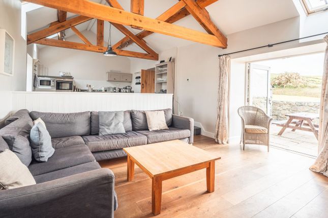 Geufron Barn, Pwllheli photo 4