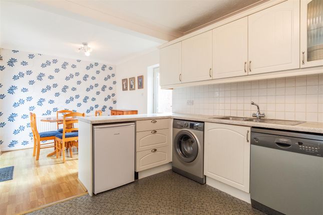 6, Belmont Road, Leyland photo 3
