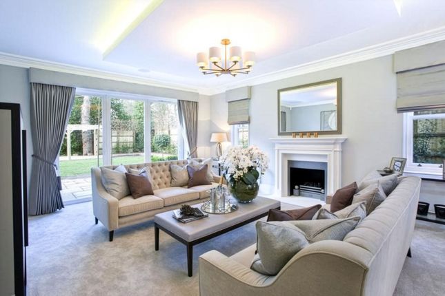 Roxbury Place, Devenish Lane, Ascot photo 4