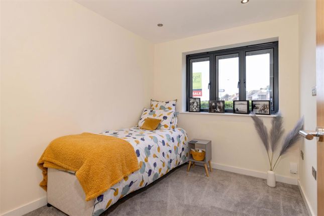 Flat for sale in Sea Place, Goring-By-Sea, Worthing