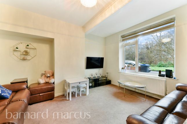 20, Muchelney Road, MORDEN photo 3