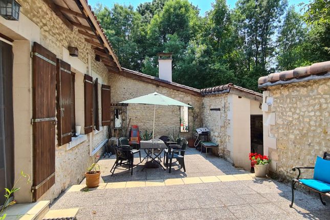 Country house for sale in Chalais, Charente, France - 16210