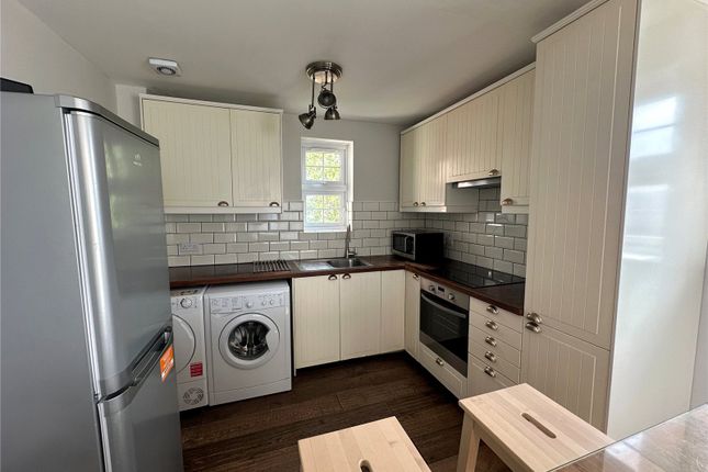 24, Holyhead Mews, Berkshire photo 5