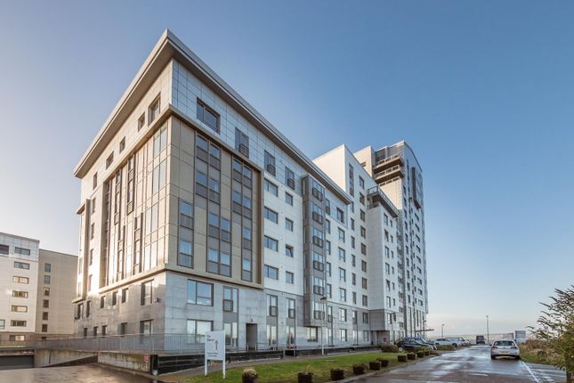 Flat for sale in 7/19 Western Harbour View, Newhaven, Edinburgh