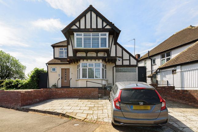 Thumbnail Detached house for sale in Great North Way, London