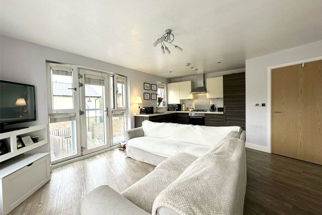 8, Wordsworth House, Greenhithe photo 2