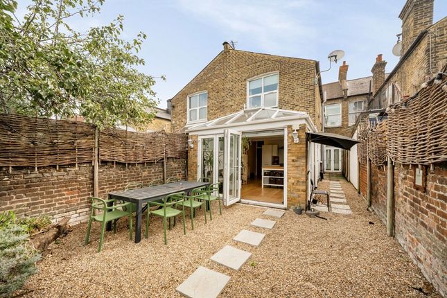 Flat 1, 12, Radcliffe Avenue, London photo 4