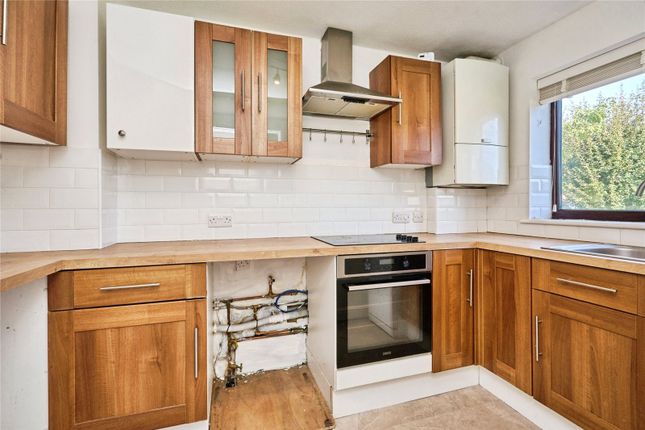 91, Alvington Manor View, Isle of Wight photo 4