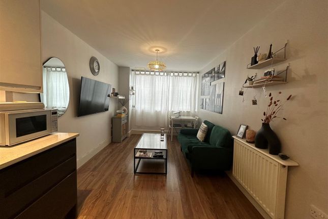 Flat for sale in Bartholemew Court, High Street, Waltham Cross