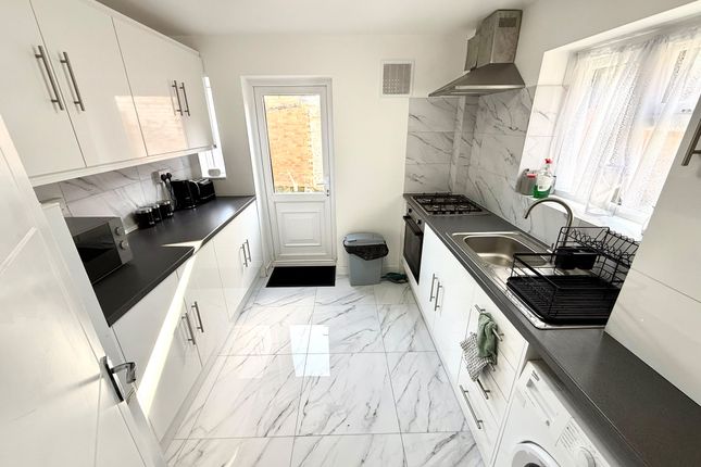 Hornbeam Road, Hayes photo 4