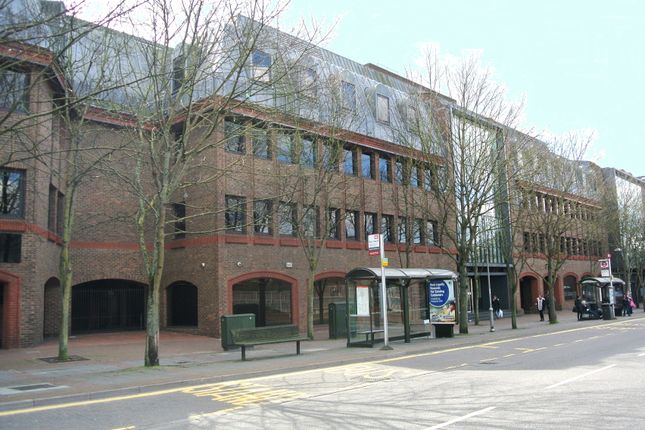 Office to let in Wood Street, Kingston Upon Thames