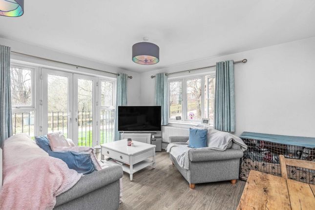 12, The Holt, Haywards Heath photo 2