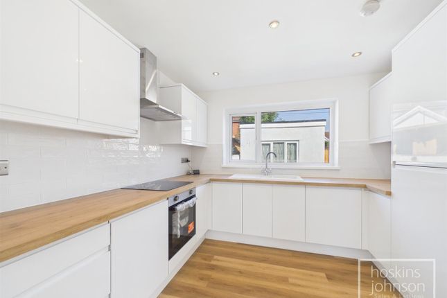 5, Ceiriog Crescent, Pontypridd photo 3