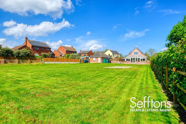 Thumbnail Detached house for sale in Station Road, Ditchingham