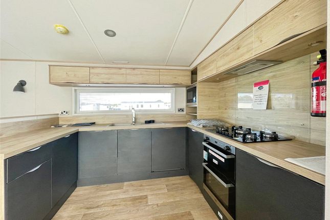 Tall Trees Mobile Homes, 103, Langdale, Forest Town photo 5