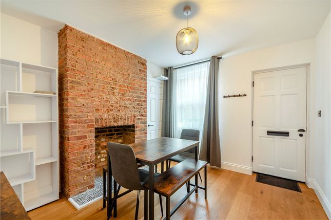 16, Chesil Street, Hampshire photo 4