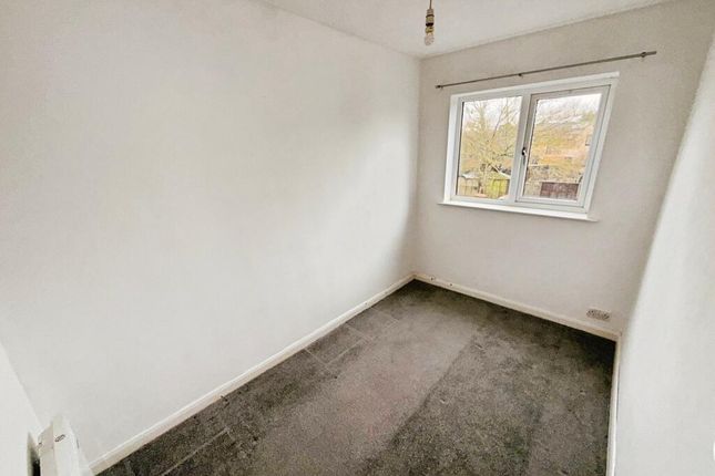 Flat 11, Gabriel Court, Fletton Avenue, Peterborough photo 5