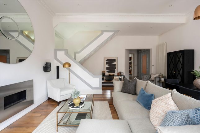 8, Green Street, London photo 2