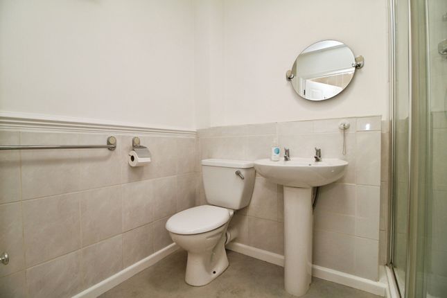 58, The Dell, Colchester photo 4