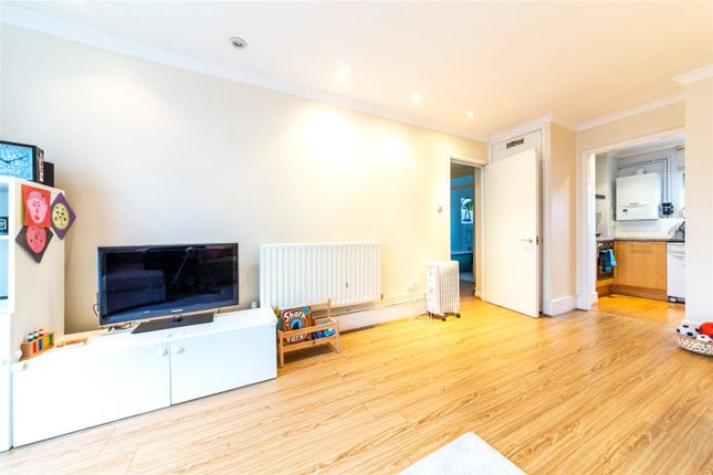 Flat for sale in Barleycorn Way, Limehouse, London