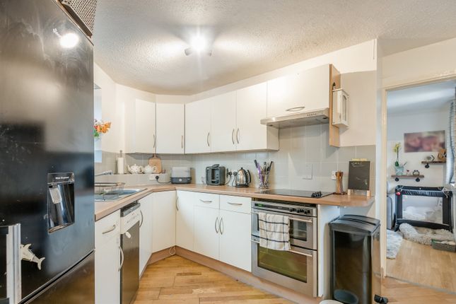 4, Kymin Lea, Wyesham, Monmouth photo 2