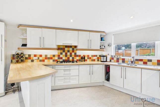 58, Lindsay Avenue, Poulton-le-Fylde photo 4