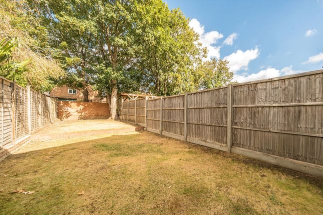 83, Darwin Road, London photo 4