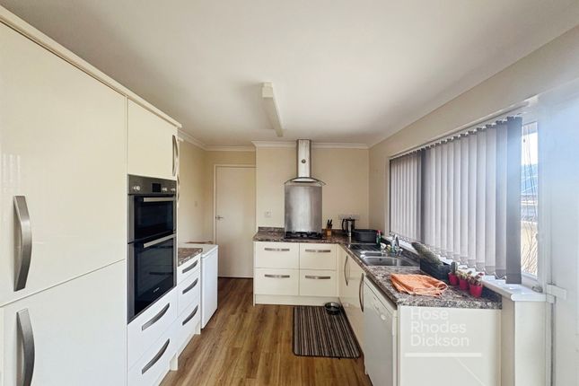 2-bed house on 25, Verwood Drive, Isle of Wight, £270,000