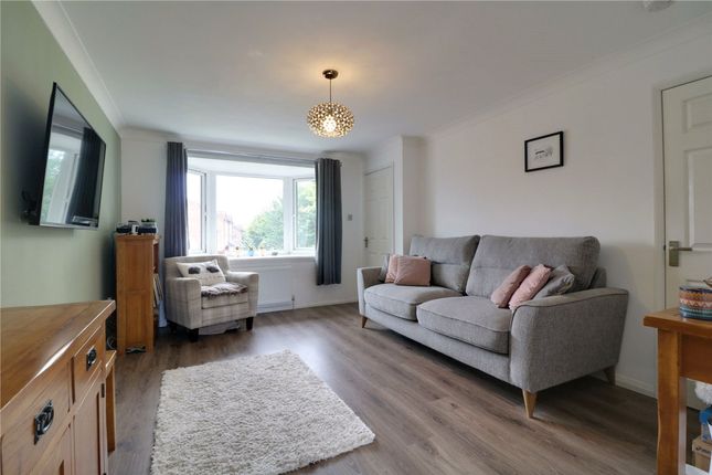 5 Sharpe Close, Barton-Upon-Humber photo 2