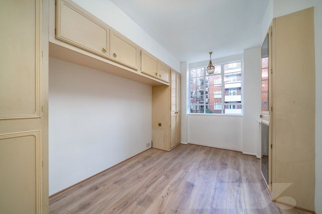 Townshend Court 30, Shannon Place, London photo 4
