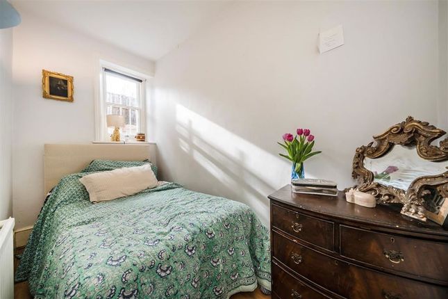 Flat 1, 57, Sinclair Road, London photo 4