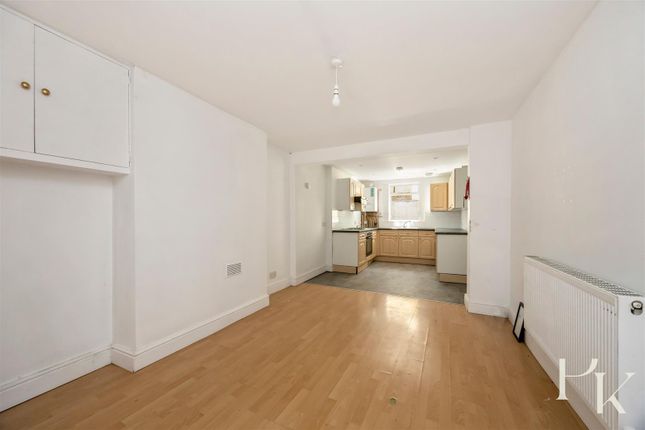 2, Howard Terrace, Brighton photo 4