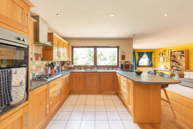 Corstorphine Park Gardens, Corstorphine, Edinburgh, EH12 7HH, Edinburgh photo 4