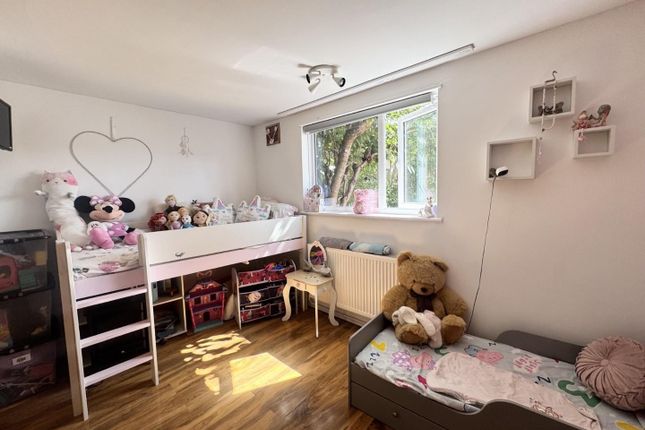13, Beech Road, West Malling photo 5