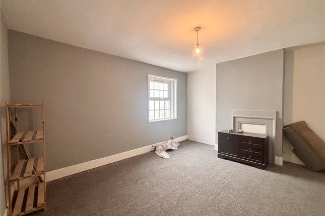 51, East Street, Surrey photo 4