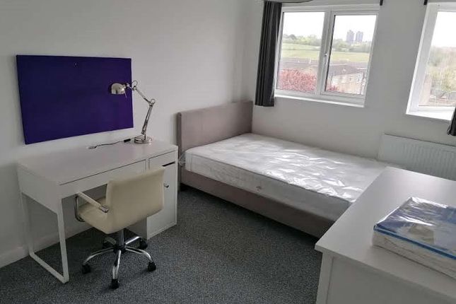 Property to rent in Bennett Court, Colchester