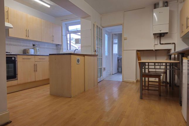 23, New Park Terrace, Pontypridd photo 4