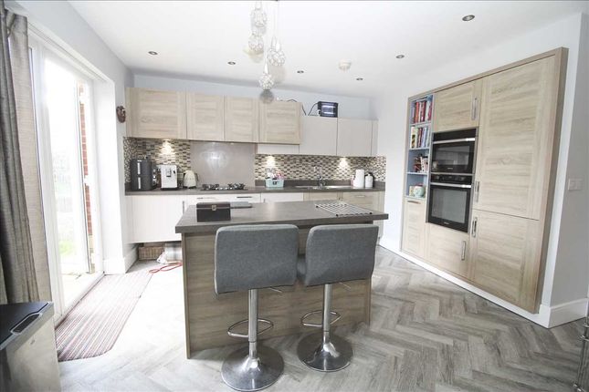 34, Tavern Close, Cramlington photo 4