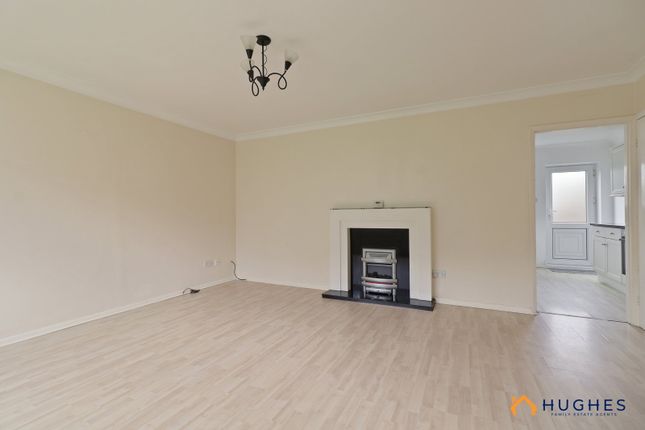 14, Sough Hall Crescent, Rotherham photo 4