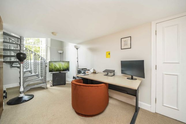 Flat 15, Downings House, 21, Southey Road, London photo 4