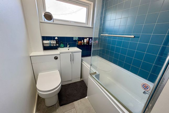 49, Barton Road, Nuneaton photo 5
