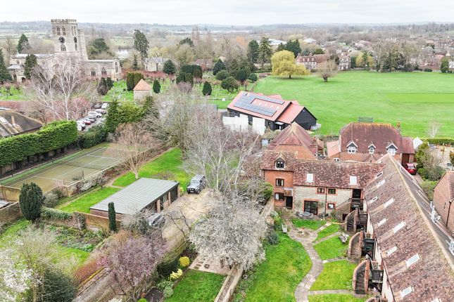 Thumbnail Detached house for sale in The Old Maltings, Thame, Oxfordshire