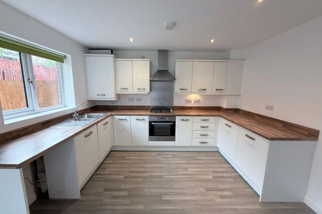 68, Christie Lane, Salford photo 5