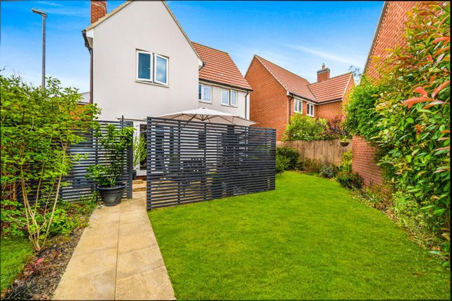 167, Woodlands Park Drive, Dunmow photo 4