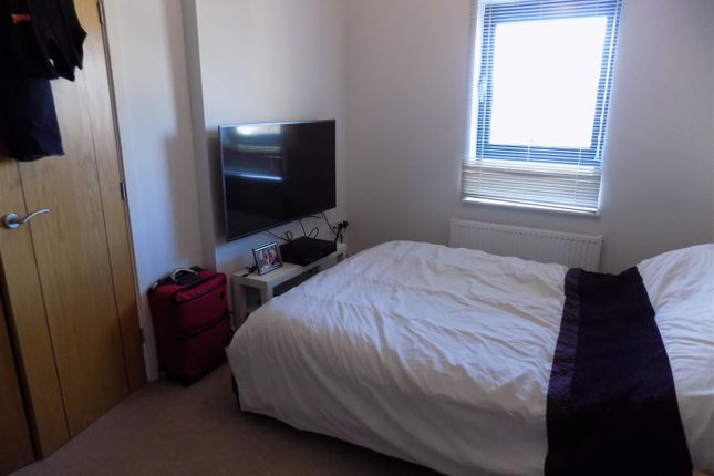 Bedroom.Jpg