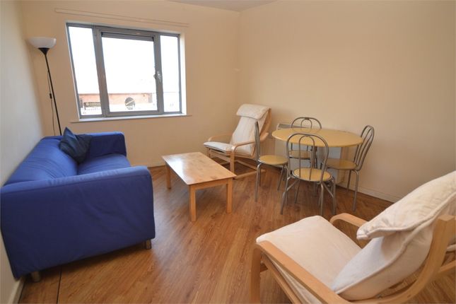 Flat to rent in River View, Tyne And Wear, Low Street, Sunderland