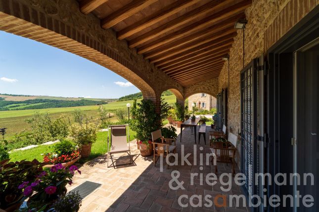 Country house for sale in Italy, Umbria, Terni, Acquasparta