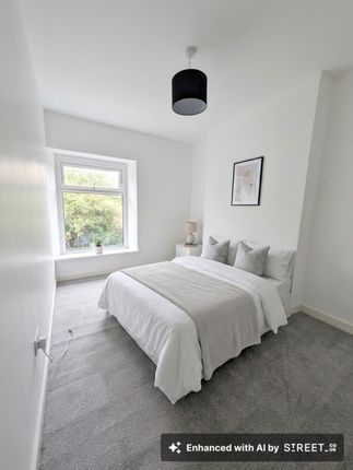 21 Troedyrhiw Road, Porth photo 2