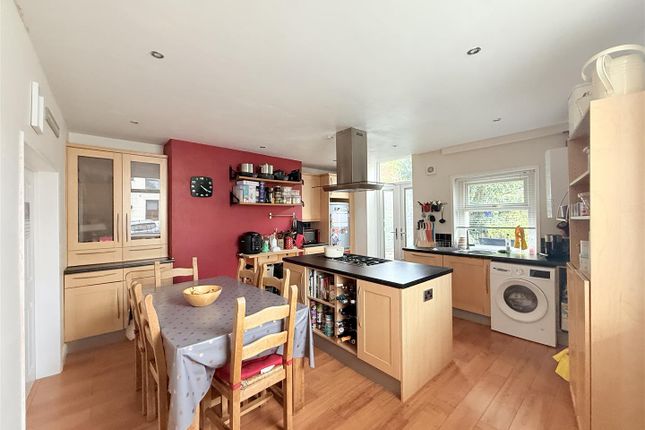 1, Andrew Street, Mossley photo 4