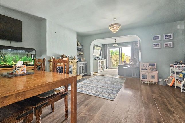 10, Pennys Meade, Ilminster photo 2